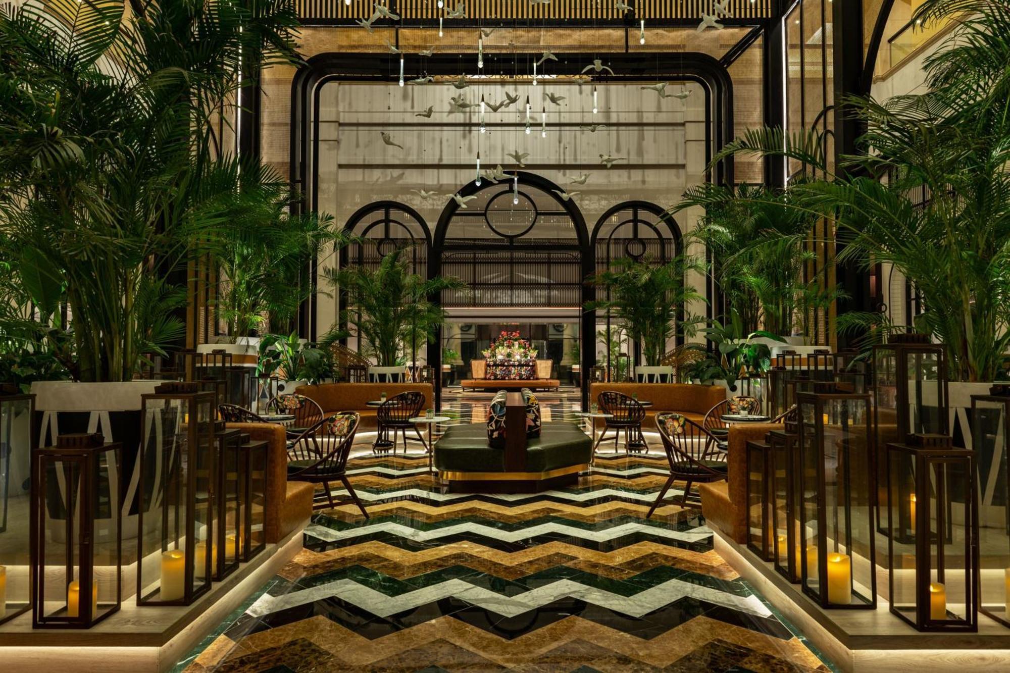 迪拜迈纳塞亚海滩威斯汀度假酒店 外观 照片 The lobby of the hotel